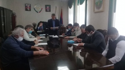 Сегодня 25 января 2021г. в 10 ч. состоялась сессия Собрания депутатов МО «Бежтинский участок» в кабинете главы МО «Бежтинский участок».