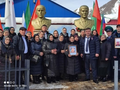 Память Героев России Абдулхалика Курбанова и Мухтара Сулейманова