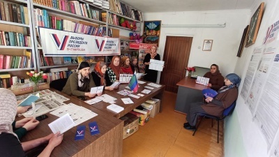 В целях повышения правовой культуры работникам центральной библиотеки с.Бежта провели правовой час  