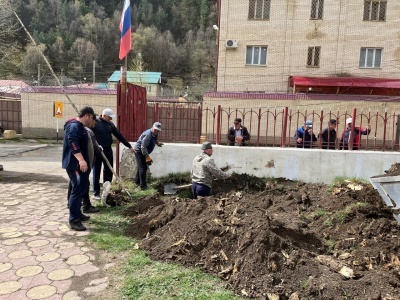 Общеучастковый весенний субботник прошёл в Бежтинском участке