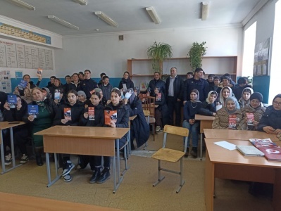 С учащимися 7-10 классов в МКОУ «Хашархотинская СОШ» прошло мероприятие по профилактике радикализма, экстремизма и терроризма