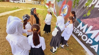 3 сентября в Центральной библиотеке с. Бежта отметили День солидарности в борьбе с терроризмом.