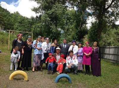 12.07.16г. глава Бежтинского участка посетил Бежтинский детский ясли- сад №1.