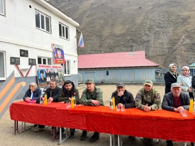 В МКОУ «Балакуринскойсредней общеобразовательной школе» 12 ноября 2025 года прошла встреча с участниками «Бежтинцы – участники СВО».