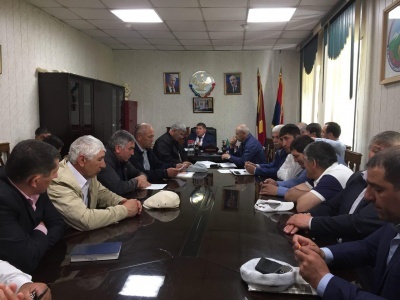 Совещание у главы МО «Бежтинский участок» по вопросам собираемости налогов в МО «Бежтинский участок»