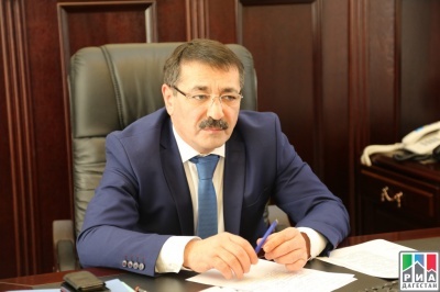 Зампред Шамиль Исаев прокомментировал информацию о закрытии единственного в Дагестане аэродрома